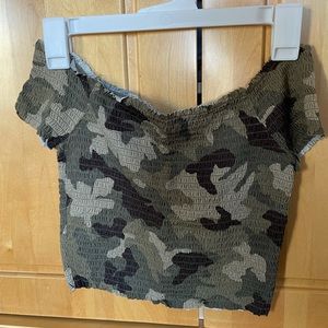 Garage army crop top